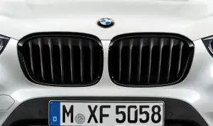 ORIGINAL BMW M Performance Kühlergrill Niere X1 F48 ab 07.2015 schwarz 2407732 + 2407733